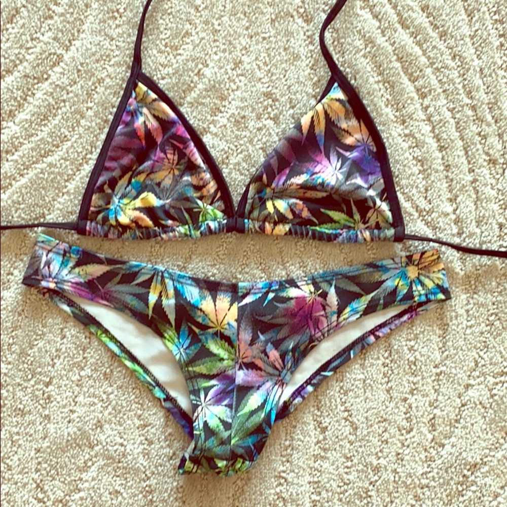Pot leaf bikini